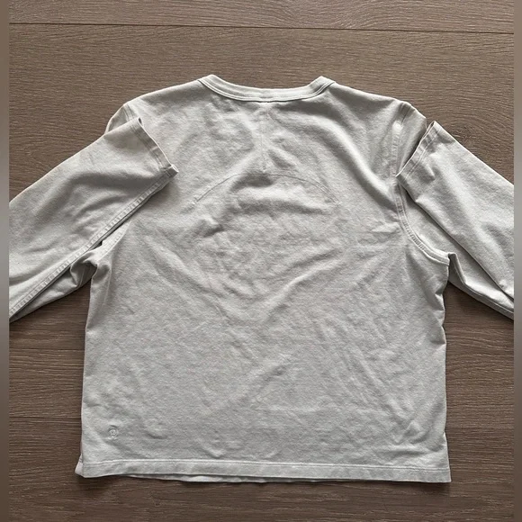 lululemon Classic-Fit Cotton Blend - Picture 4 of 4